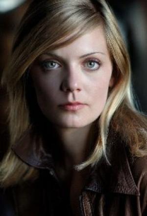 Лаура Питерс