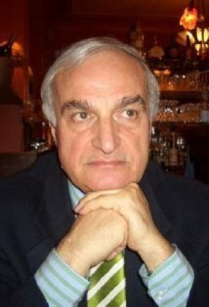 Манолис Мавроматис