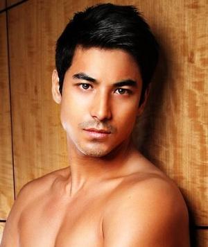 Акихиро Сато