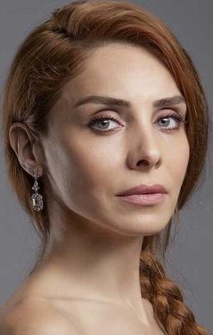 Нур Феттахолу